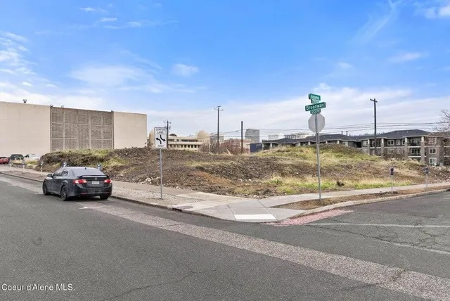 $220,000 | 1229 West Broadway Avenue, Spokane, WA 99260