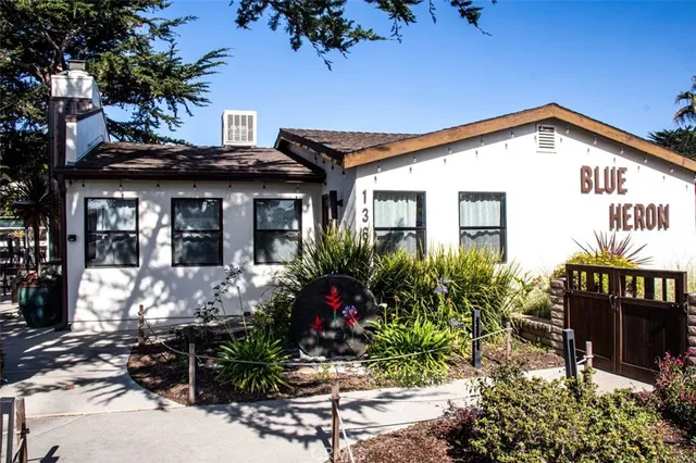 a view of mountain view with mountain