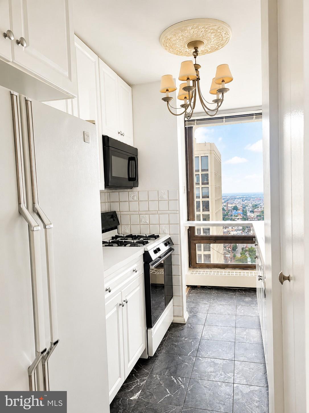 200 Locust Street, Unit 30GN Philadelphia, PA 19106 - Photo 5 of 20