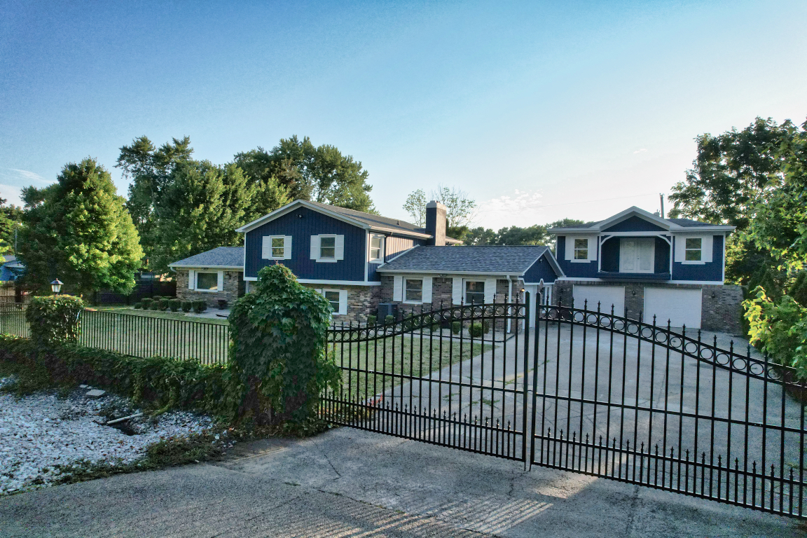 5032 Victoria Road Indianapolis, IN 46228 - Photo 3 of 41