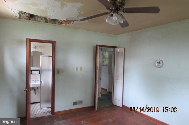 3637 Eitemiller Road Baltimore, MD 21244 - Photo 8 of 18
