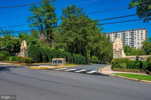 $155,000 | 5225 Pooks Hill Road, Unit 616N, Bethesda, MD 20814