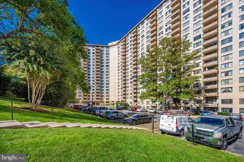 $155,000 | 5225 Pooks Hill Road, Unit 616N, Bethesda, MD 20814