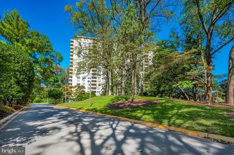 $155,000 | 5225 Pooks Hill Road, Unit 616N, Bethesda, MD 20814