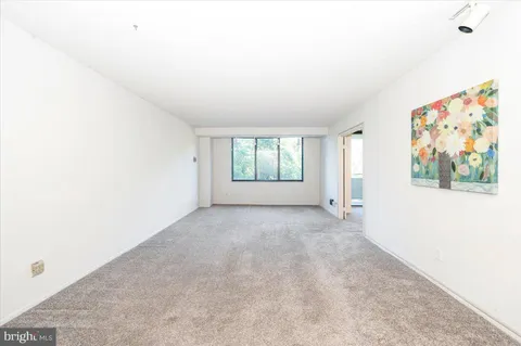 $155,000 | 5225 Pooks Hill Road, Unit 616N, Bethesda, MD 20814