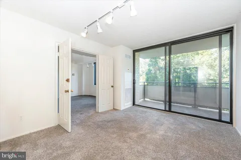 $155,000 | 5225 Pooks Hill Road, Unit 616N, Bethesda, MD 20814