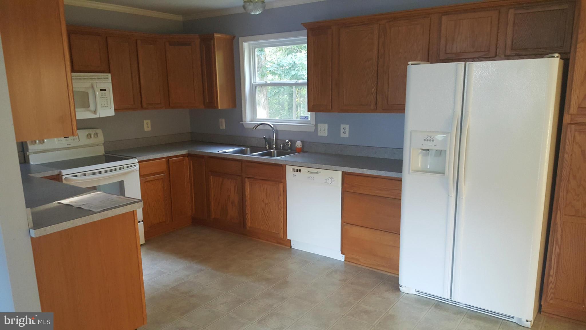 820 Forest Grove Road Colonial Beach, VA 22443 - Photo 4 of 12 Kitchen
