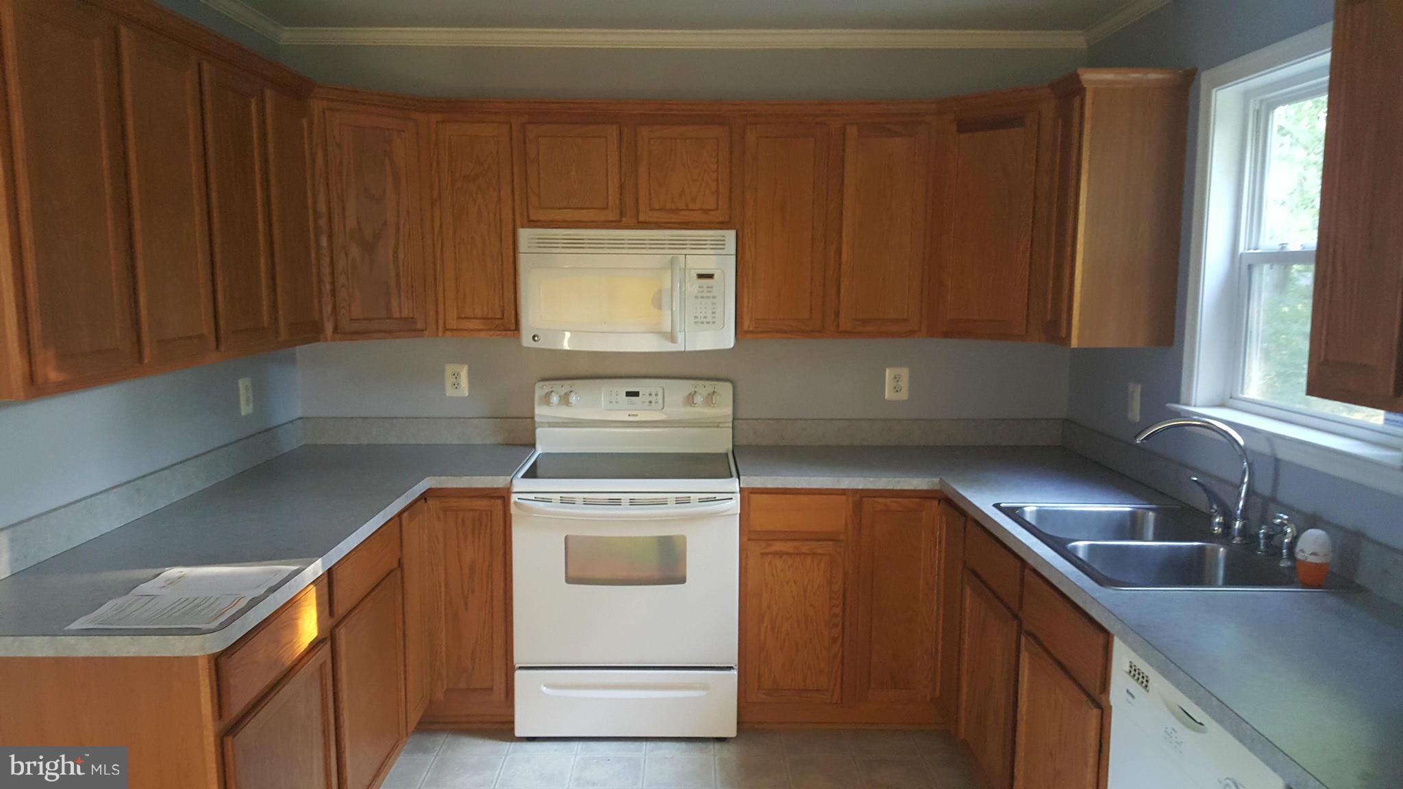 820 Forest Grove Road Colonial Beach, VA 22443 - Photo 5 of 12 Kitchen