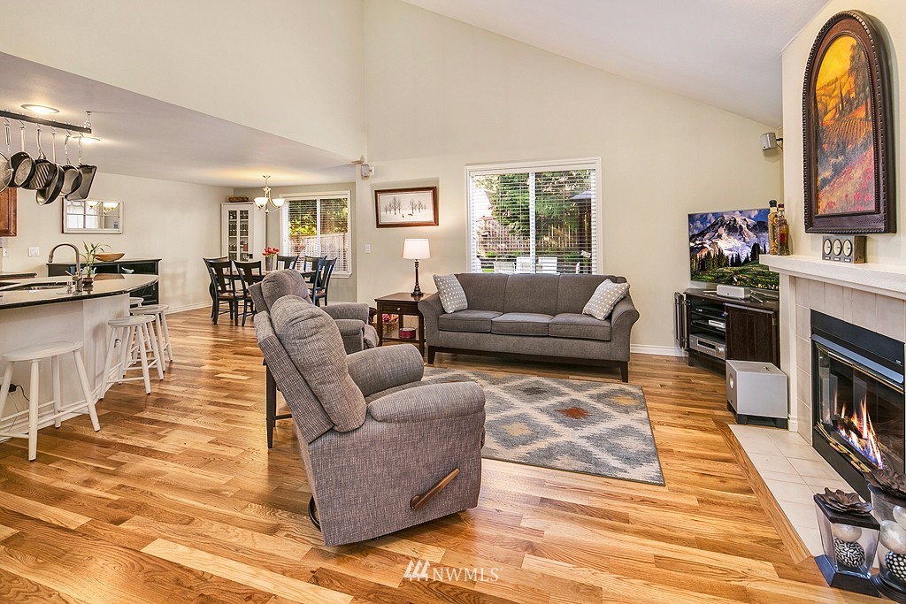 108 172nd Place Southeast Bothell, WA 98012 - Photo 4 of 19