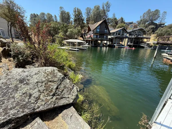 $380,000 | 554 Sunrise Road, Copperopolis, CA 95228