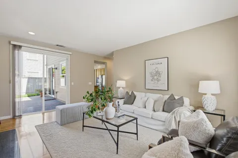$2,688,888 | 703 Lacewing Lane, Redwood City, CA 94065