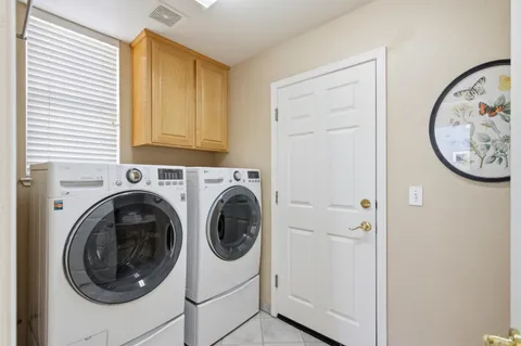 $2,688,888 | 703 Lacewing Lane, Redwood City, CA 94065