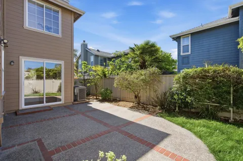 $2,688,888 | 703 Lacewing Lane, Redwood City, CA 94065