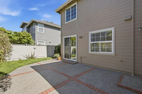 $2,688,888 | 703 Lacewing Lane, Redwood City, CA 94065