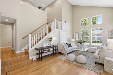 $2,688,888 | 703 Lacewing Lane, Redwood City, CA 94065