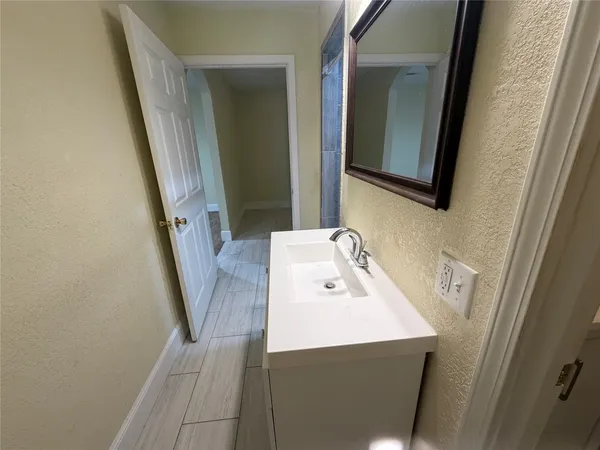 $1,399 | 2501 Maple Street, Liberty, TX 77575