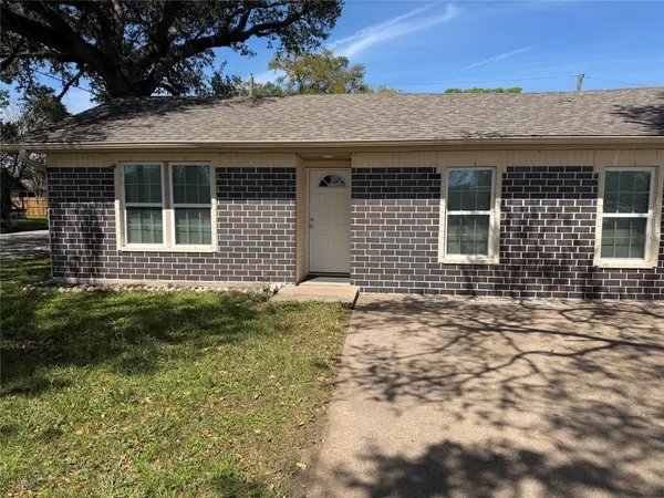 $1,399 | 2501 Maple Street, Liberty, TX 77575