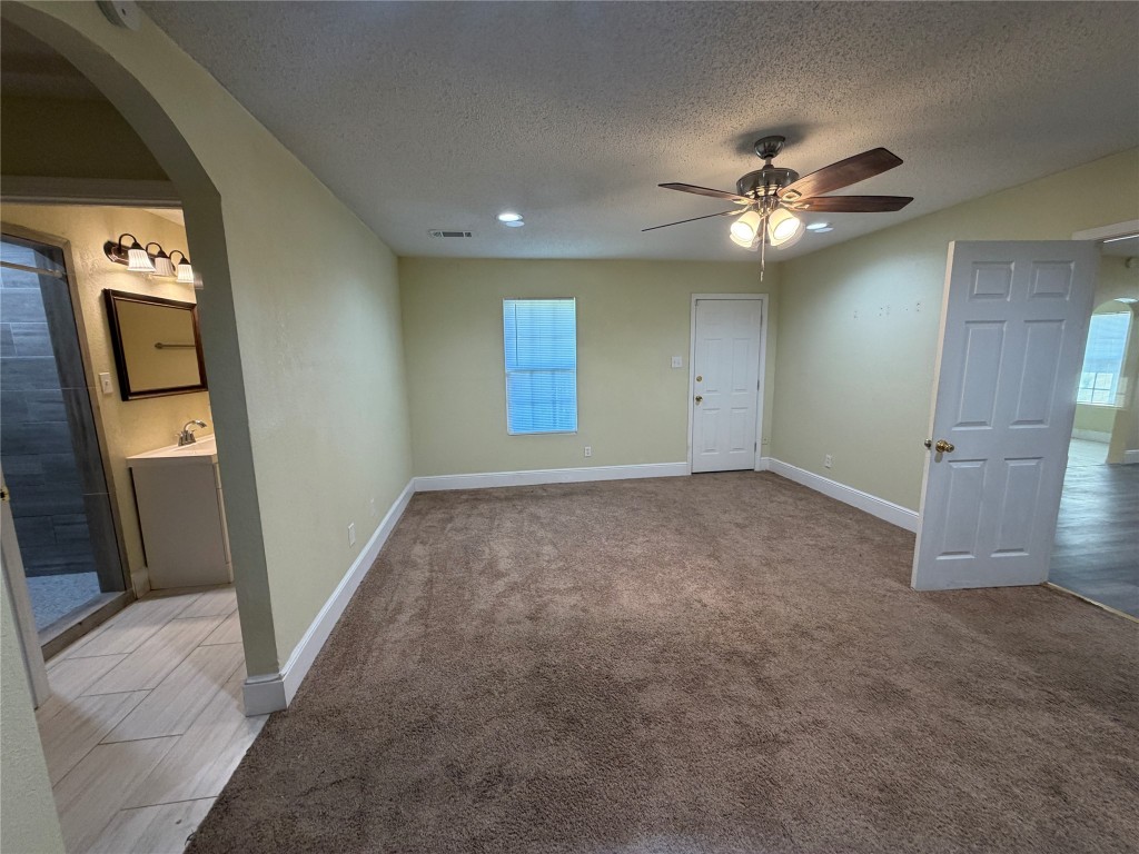 2501 Maple Street Liberty, TX 77575 - Photo 21 of 36