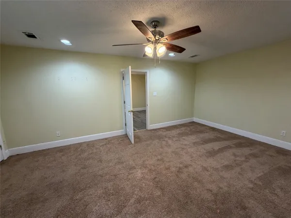 $1,399 | 2501 Maple Street, Liberty, TX 77575