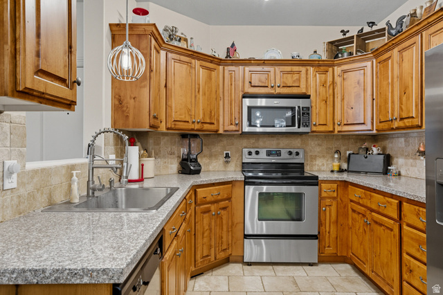 224 South 550 West, Unit B2 Springville, UT 84663 - Photo 11 of 30