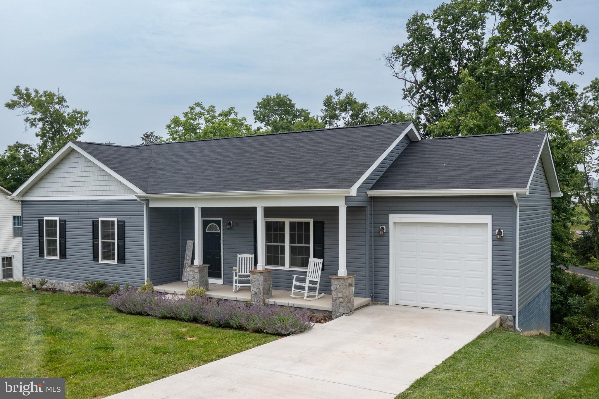 front view of house with a yard