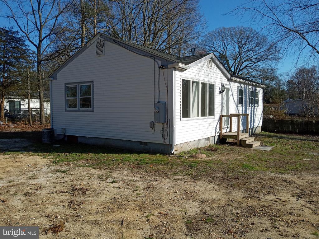 208 Evergreen Road Millville, NJ 08332 - Photo 3 of 21