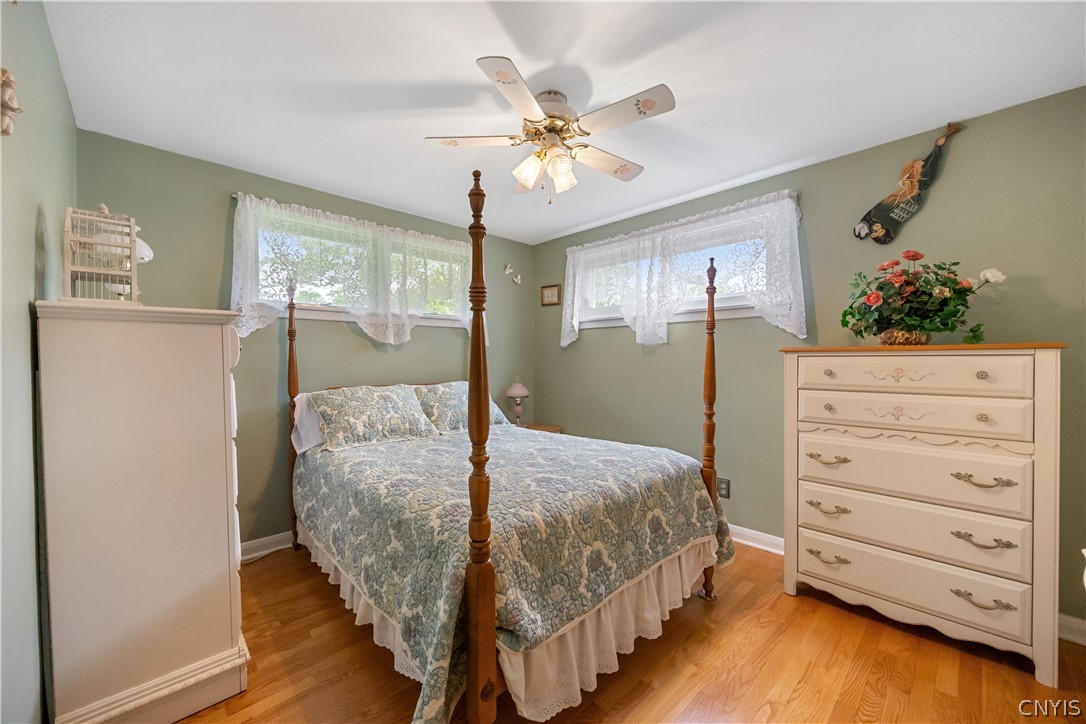 208 Harding Place Syracuse, NY 13205 - Photo 17 of 30