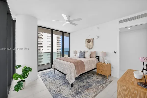 $20,000 | 900 North Ocean Boulevard, Unit 906, Pompano Beach, FL 33062