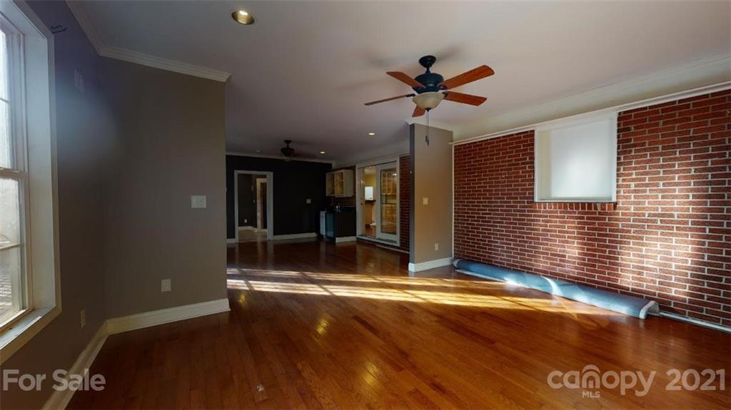 176 Waycaster Road Marion, NC 28752 - Photo 22 of 41 Gallery Image 22