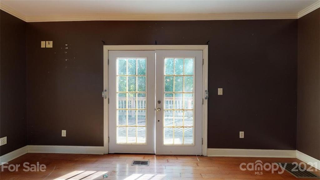 176 Waycaster Road Marion, NC 28752 - Photo 24 of 41 Gallery Image 24