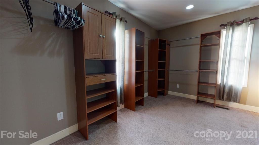 176 Waycaster Road Marion, NC 28752 - Photo 30 of 41 Gallery Image 30