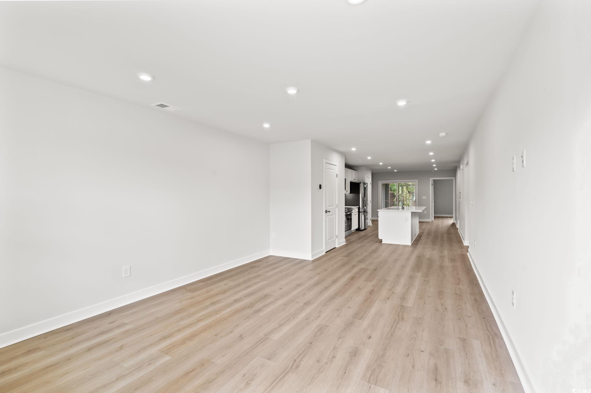 1433 Pleasant View Drive, Unit E North Myrtle Beach, SC 29582 - Photo 4 of 40