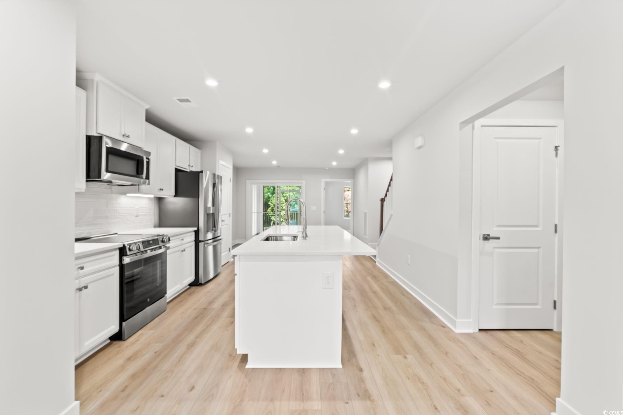 1433 Pleasant View Drive, Unit E North Myrtle Beach, SC 29582 - Photo 10 of 40