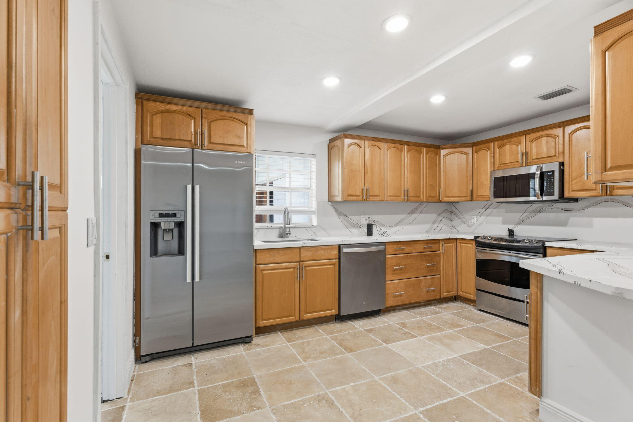 4793 Badger Road West Palm Beach, FL 33417 - Photo 3 of 45 13-web-or-mls-AR Media 13