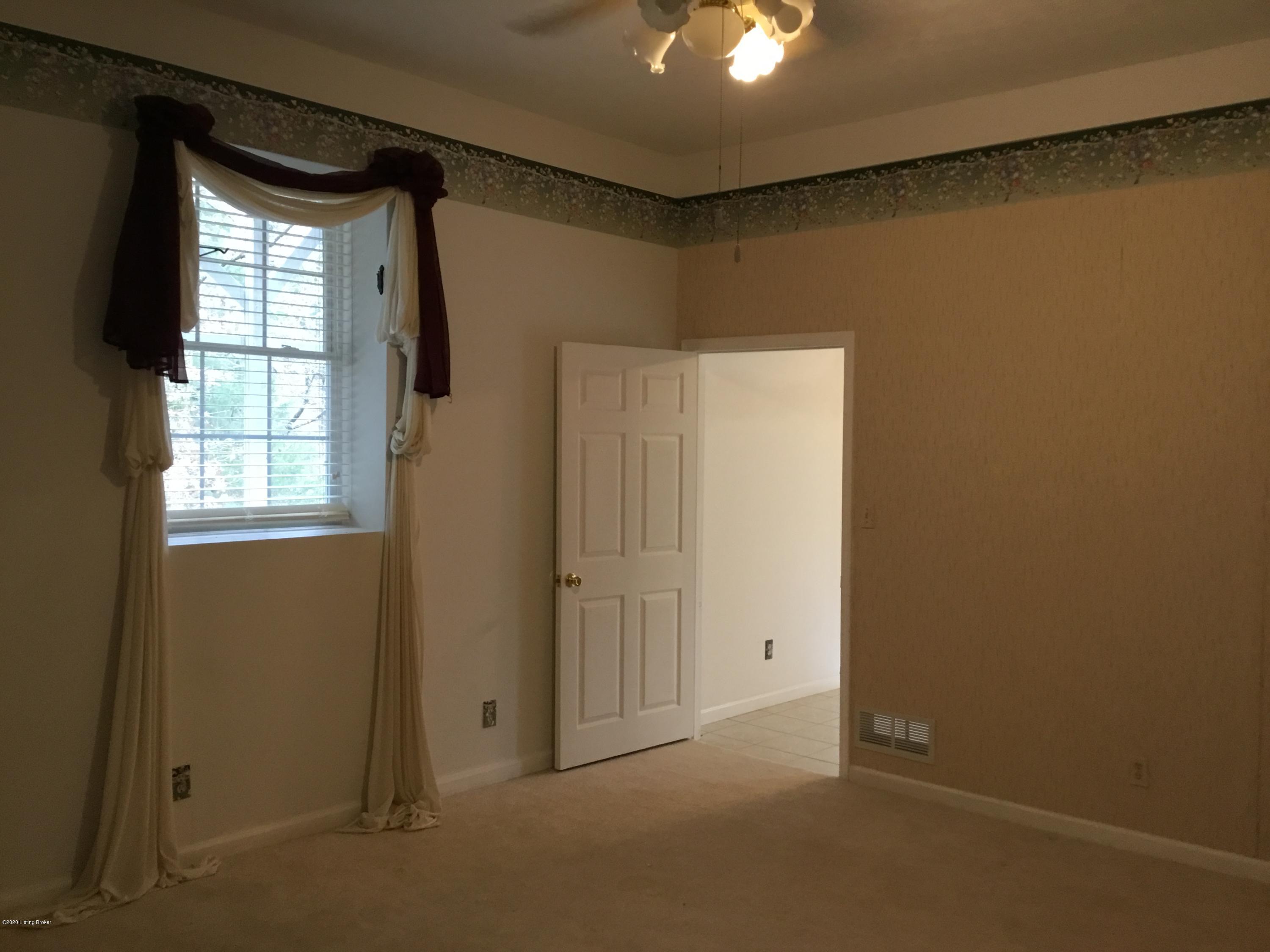210 Winter Green Road Brandenburg, KY 40108 - Photo 24 of 33 Basement bedroom, window measures 44 inches so it does have egress.