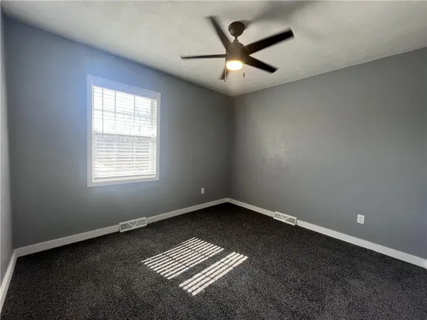 $260,000 | 321 East Mason Street, Odessa, MO 64076