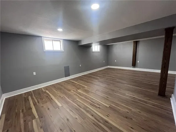 $260,000 | 321 East Mason Street, Odessa, MO 64076