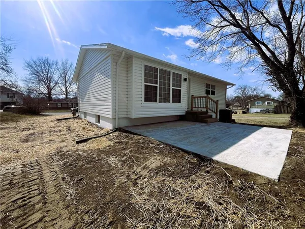 $260,000 | 321 East Mason Street, Odessa, MO 64076