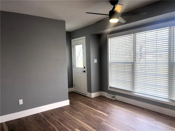 $260,000 | 321 East Mason Street, Odessa, MO 64076