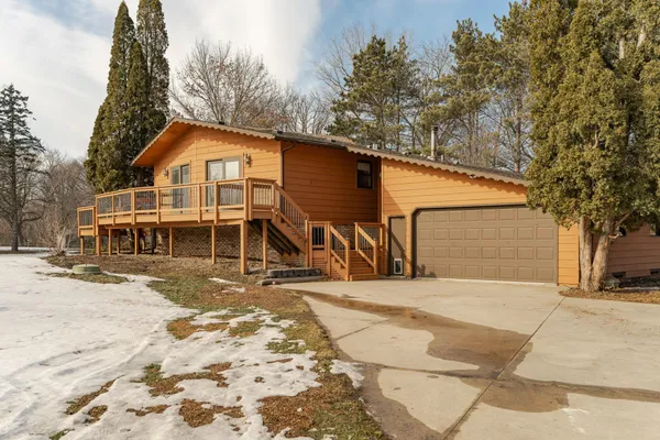 $575,000 | 520 Cemetery Road, Mantorville, MN 55955