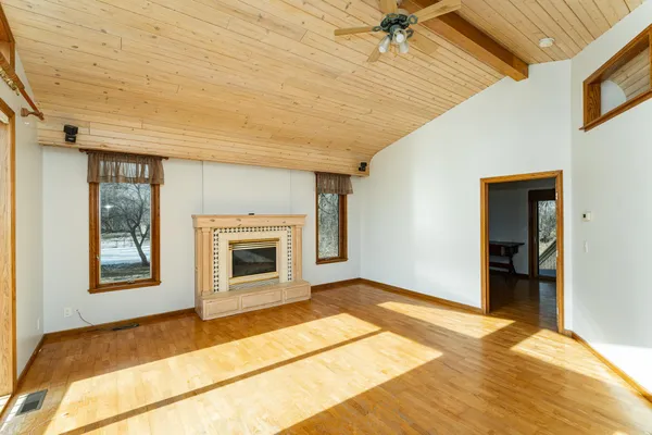$575,000 | 520 Cemetery Road, Mantorville, MN 55955