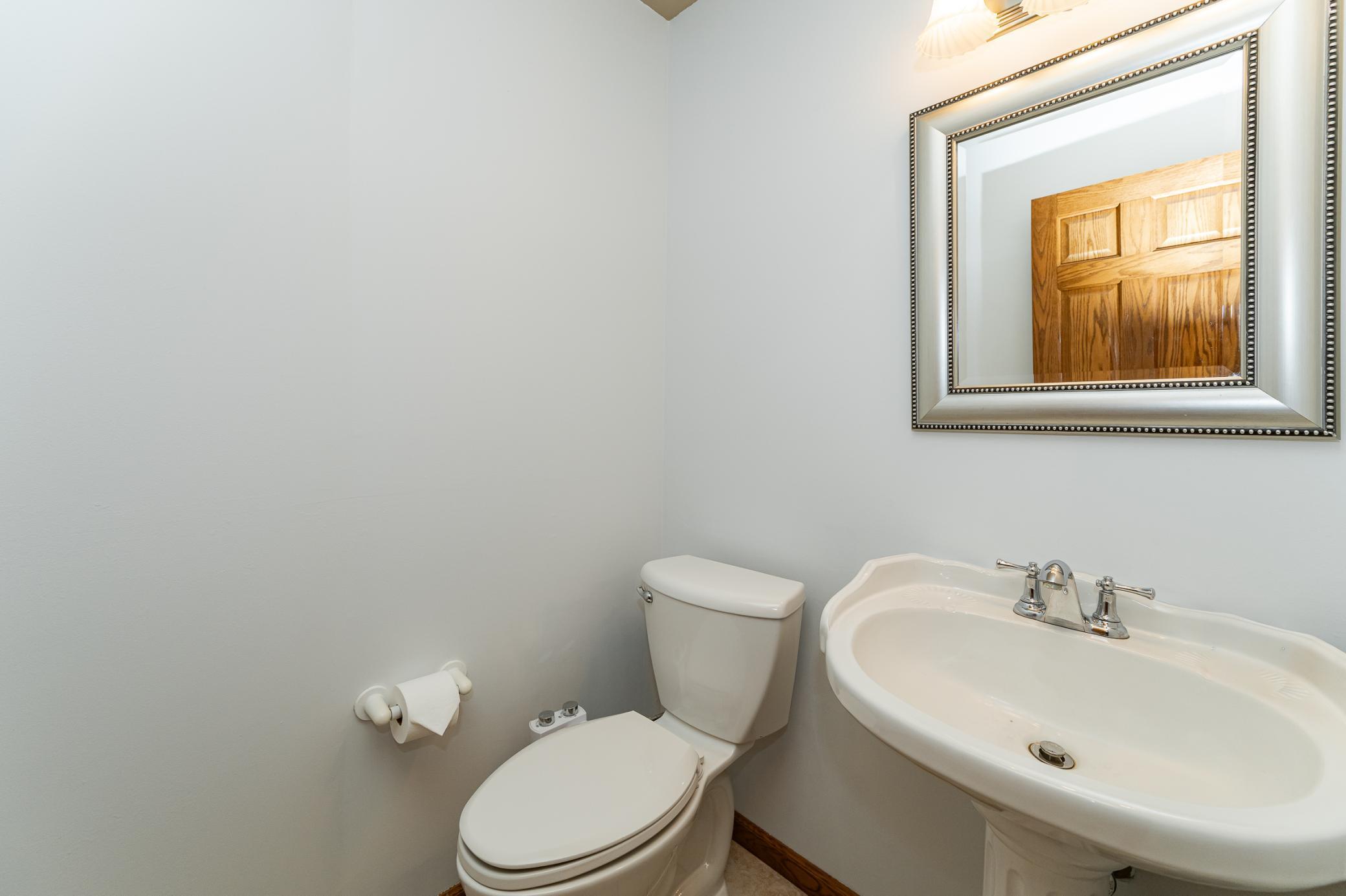 520 Cemetery Road Mantorville, MN 55955 - Photo 19 of 54