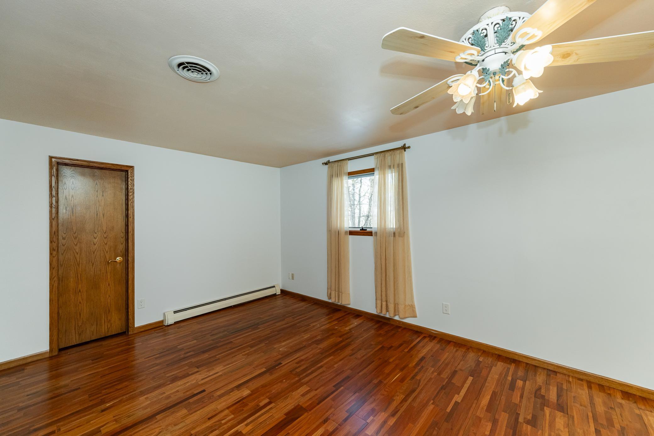 520 Cemetery Road Mantorville, MN 55955 - Photo 20 of 54