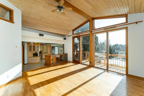 $575,000 | 520 Cemetery Road, Mantorville, MN 55955