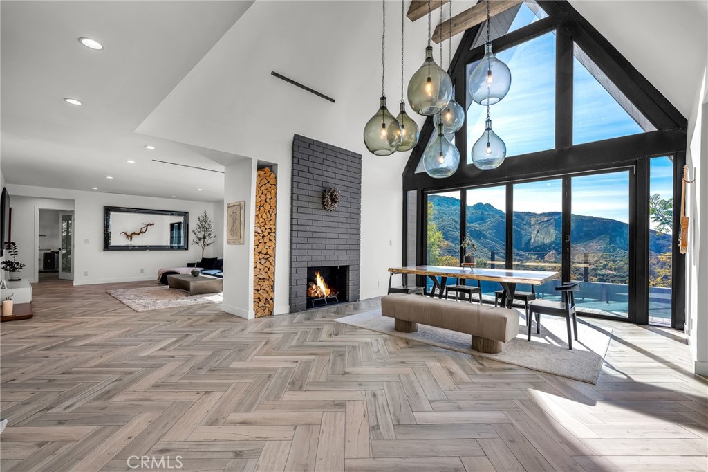 24301 Sylvan Glen Road Calabasas, CA 91302 - Photo 12 of 64 a view of a livingroom with furniture and window
