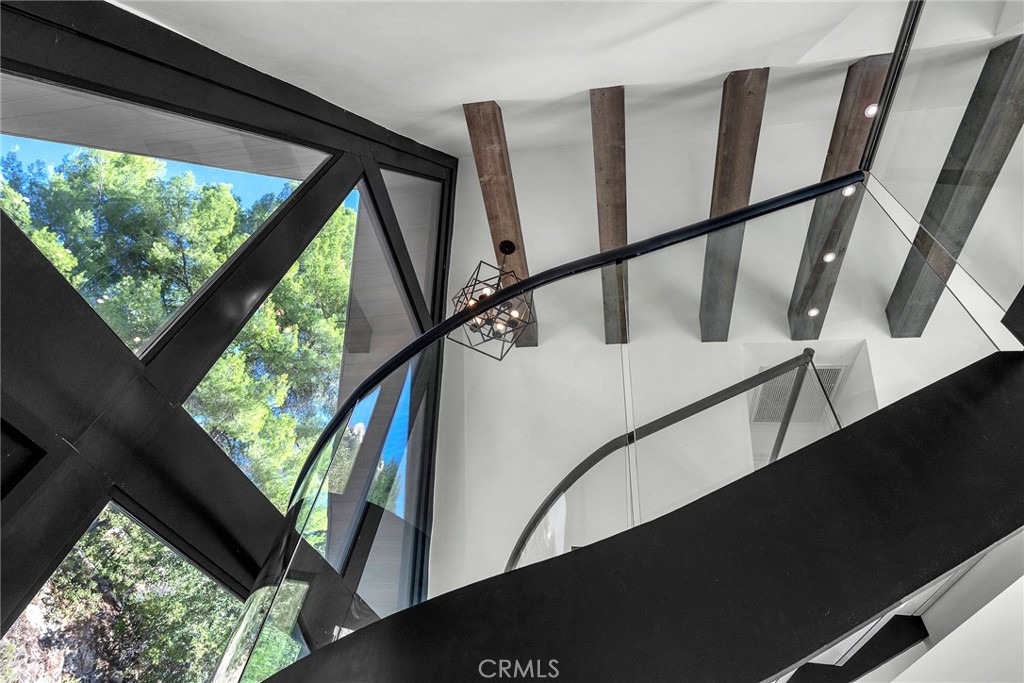 24301 Sylvan Glen Road Calabasas, CA 91302 - Photo 17 of 64