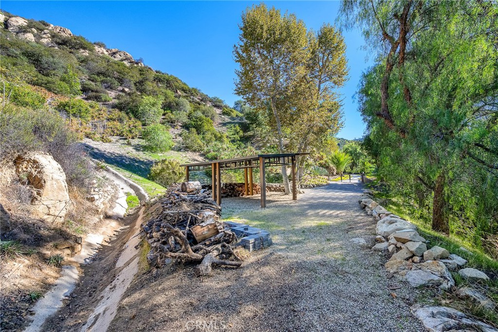 24301 Sylvan Glen Road Calabasas, CA 91302 - Photo 60 of 64