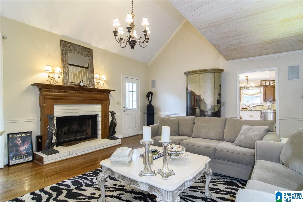 233 Oakmont Road Birmingham, AL 35244 - Photo 15 of 38