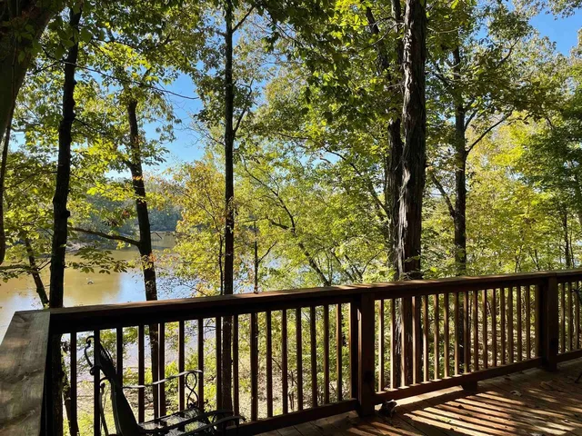 $1,050 | 205 Lewis Circle, Dover, TN 37058