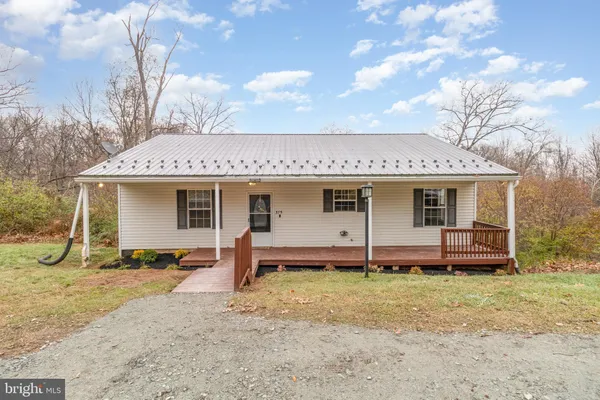 $329,900 | 375 Meadow Trail, Delta, PA 17314